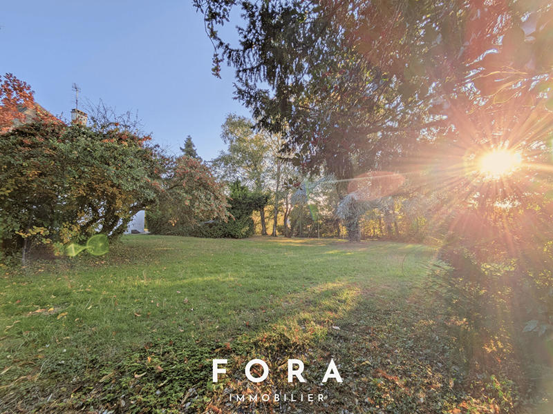 Maison - 212 m² - 8 pièces