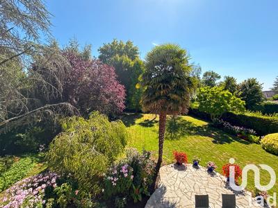 Maison - 180 m² - 7 pièces