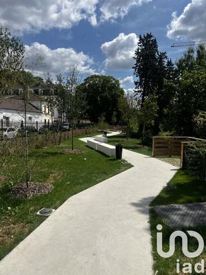 Maison - 102 m² - 5 pièces