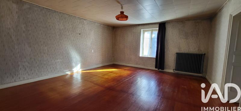 Maison - 220 m² - 8 pièces