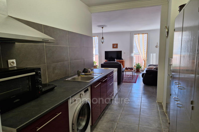 Appartement - 75 m² - 3 pièces