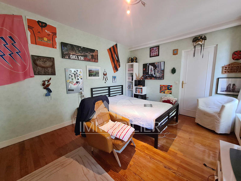 Maison - 177 m² - 6 pièces