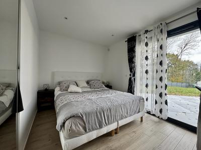 Maison - 168 m² - 7 pièces