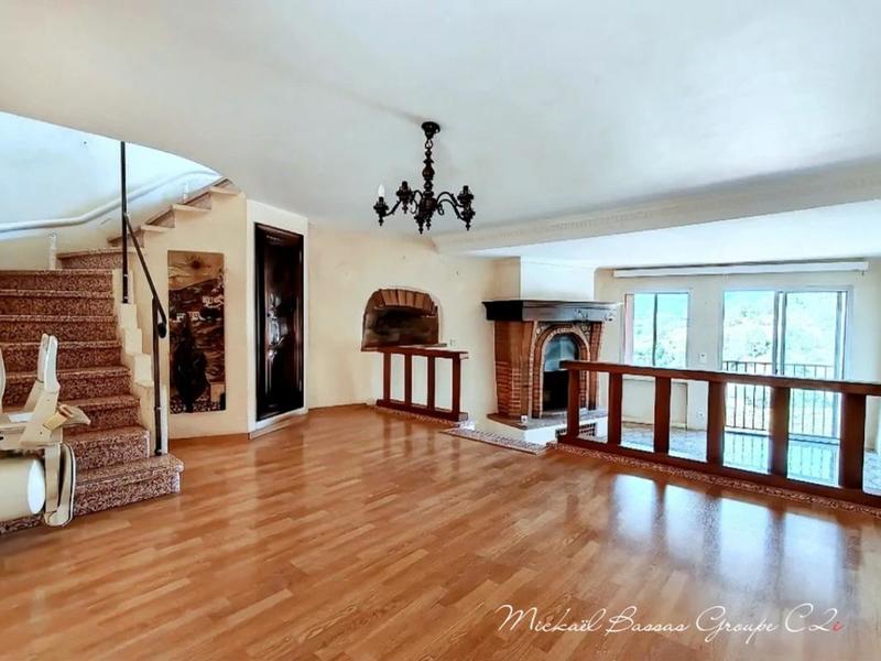 Maison - 83 m² - 4 pièces