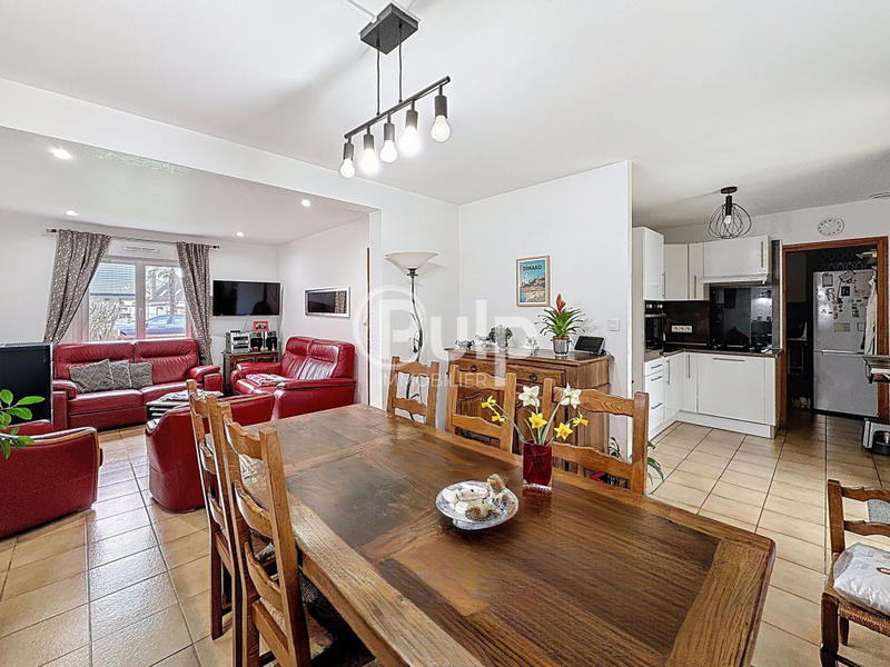 Maison - 108 m² - 7 pièces