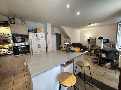 Maison de ville - 80 m² - 4 pièces