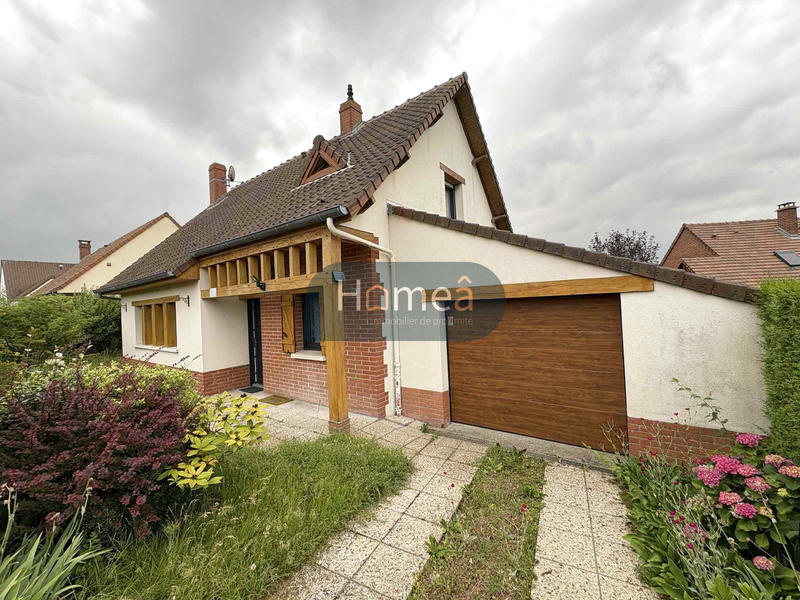 Maison - 104 m² - 4 pièces