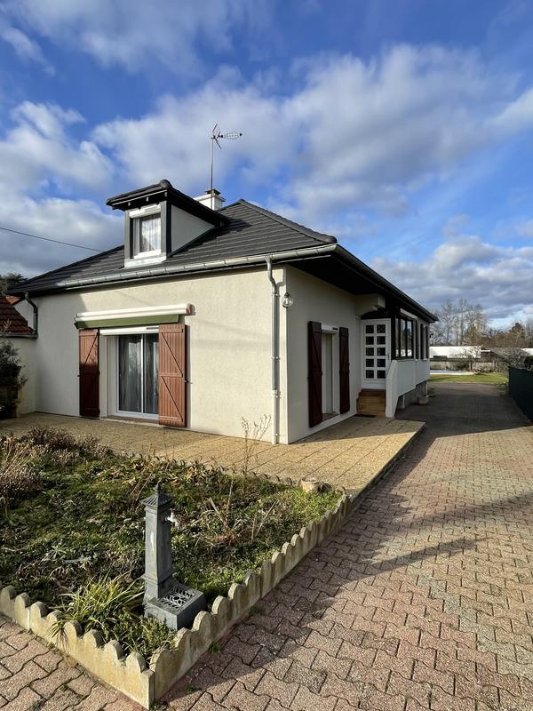 Maison - 120 m² - 5 pièces