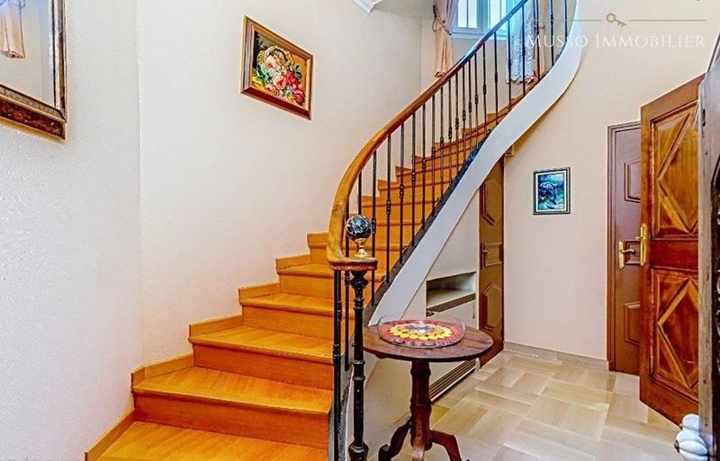 Bastide - 300 m² - 7 pièces