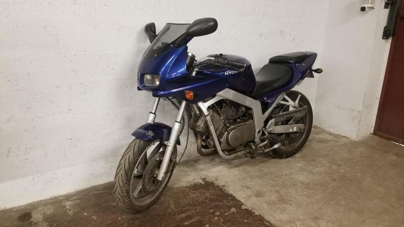 Hyosung Comet 125 hyosung bleu 0125 611