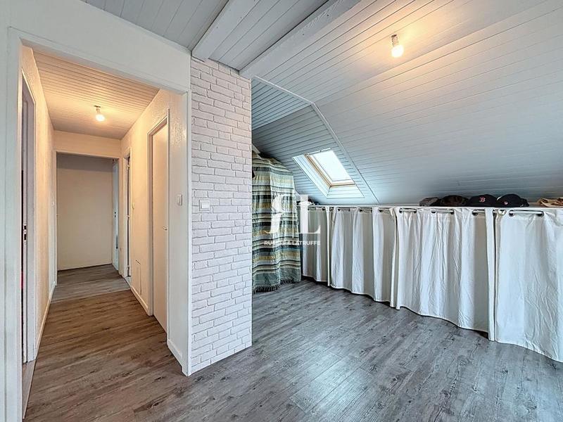 Maison - 104 m² - 5 pièces