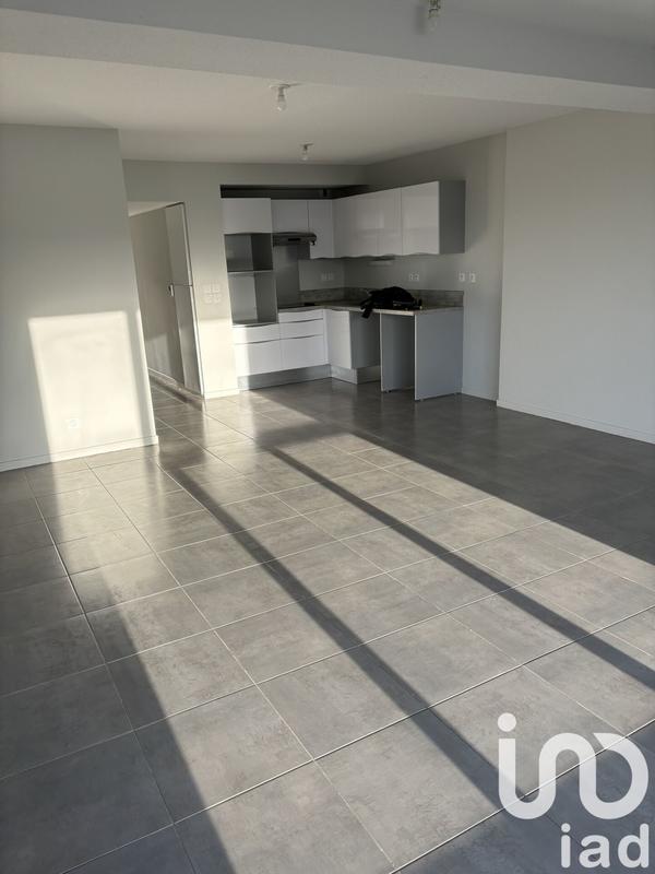 Appartement - 90 m² - 4 pièces