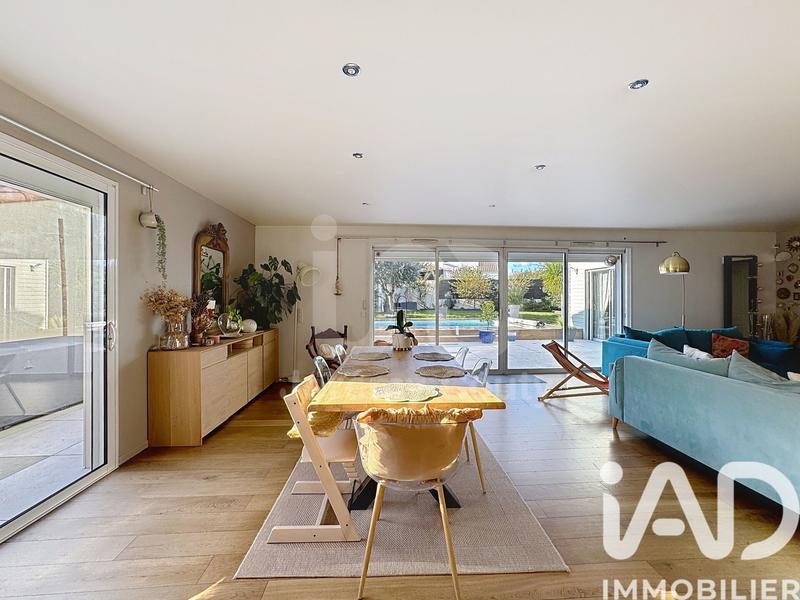 Maison - 167 m² - 7 pièces