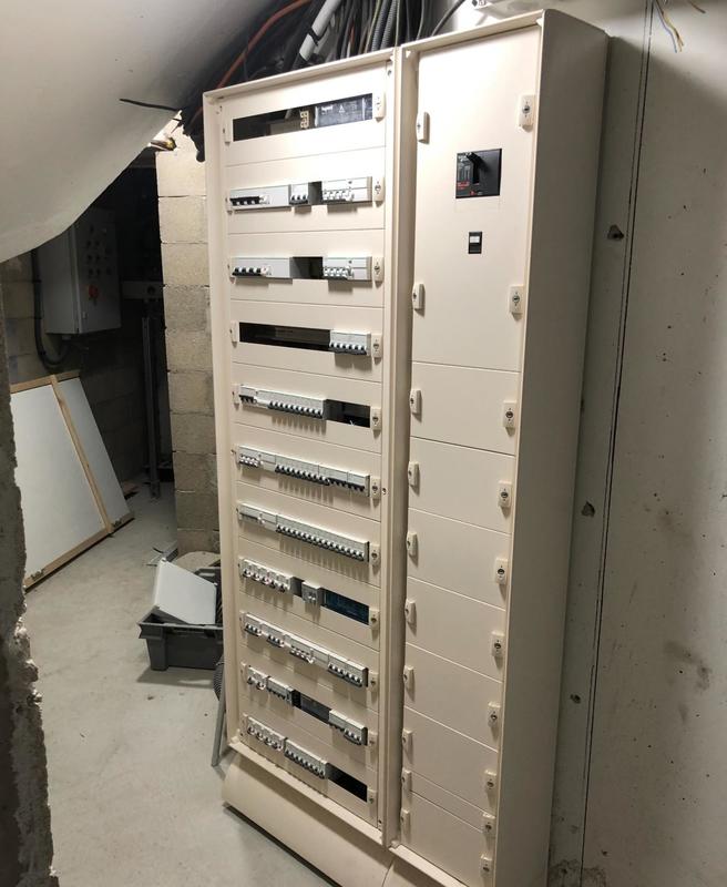 Au Service des Autres - Électricien