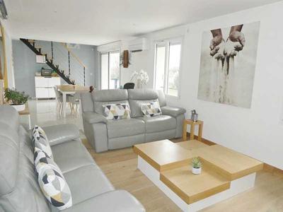 Maison - 141 m² - 5 pièces