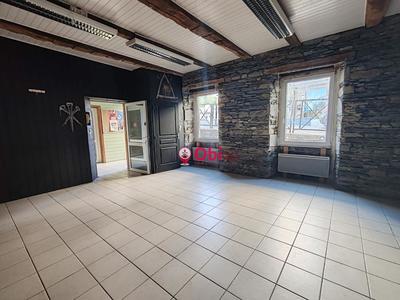 Local commercial - 45 m² - 3 pièces