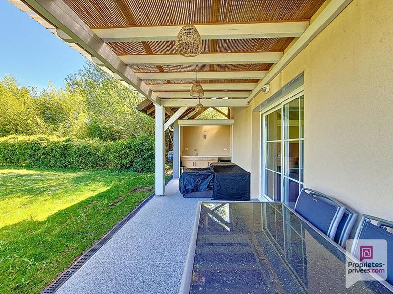 Maison - 143 m² - 10 pièces