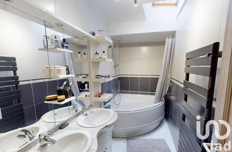 Maison - 80 m² - 3 pièces