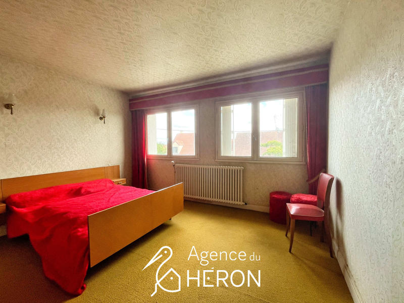 Maison - 137 m² - 7 pièces