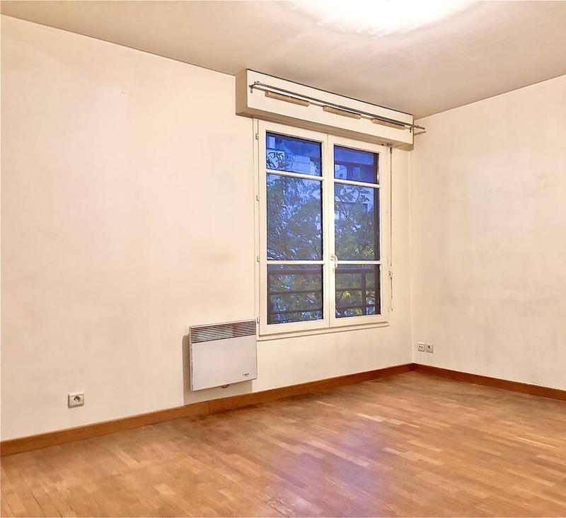 Studio - 25 m² - 1 pièce