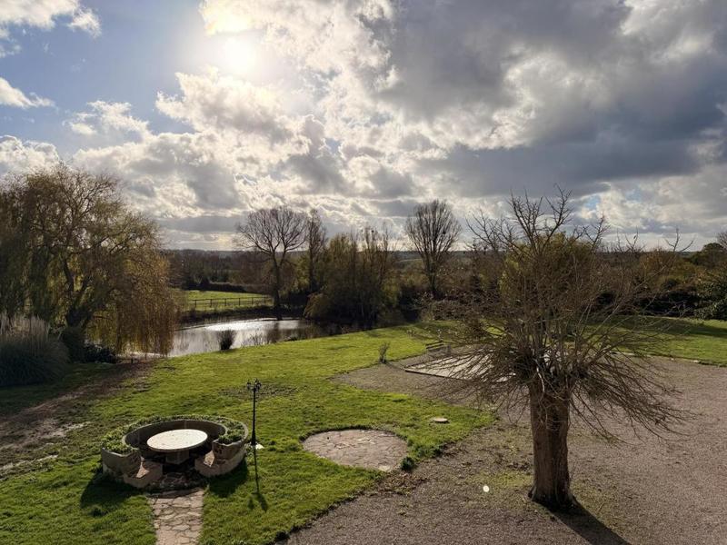 Maison de maîtres - 241 m² - 8 pièces