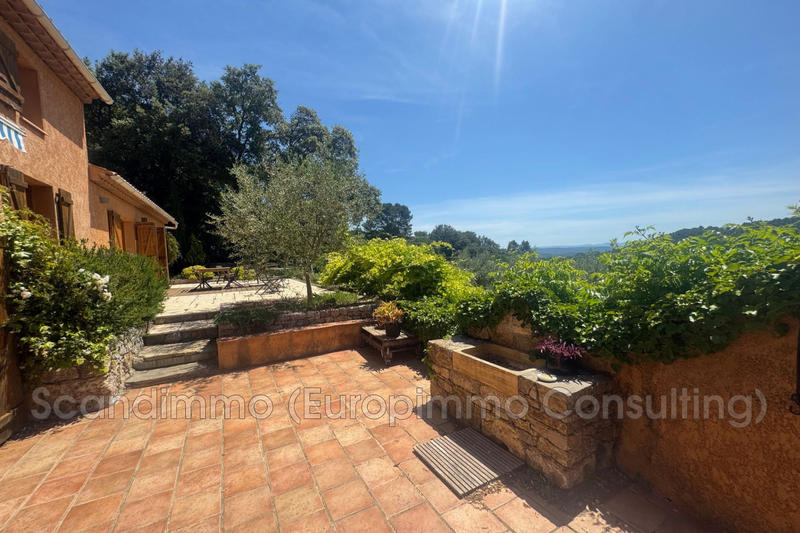 Maison - 169 m² - 7 pièces