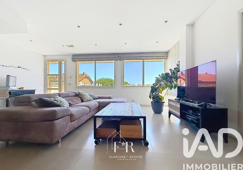 Maison - 200 m² - 4 pièces