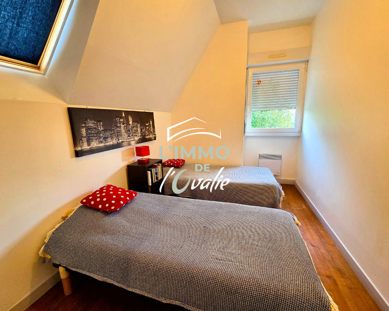 Maison - 162 m² - 9 pièces