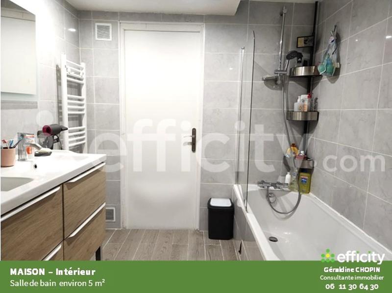 Maison - 121 m² - 4 pièces