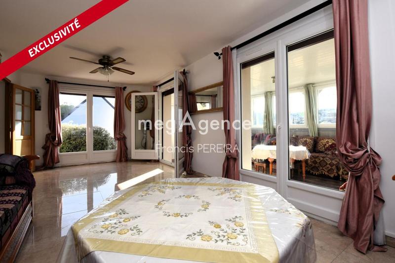 Maison - 122 m² - 6 pièces