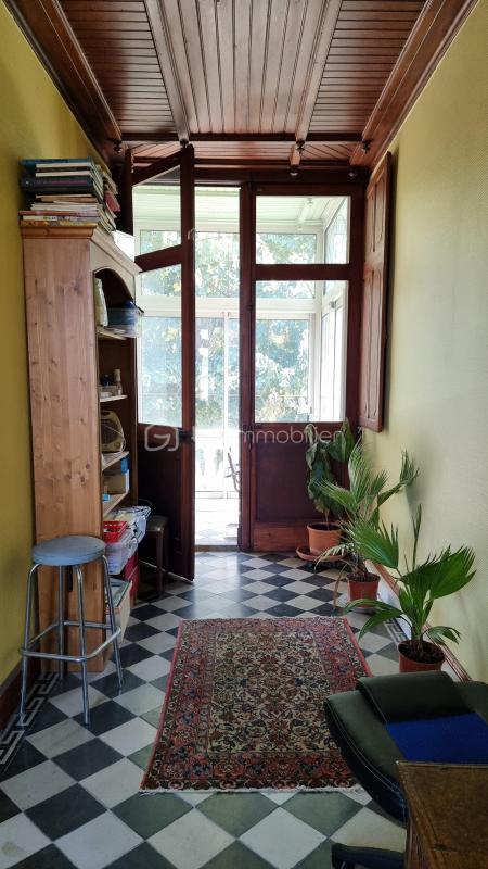 Maison - 214 m² - 7 pièces