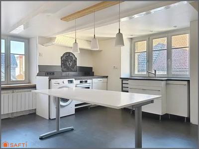 Appartement - 64 m² - 2 pièces