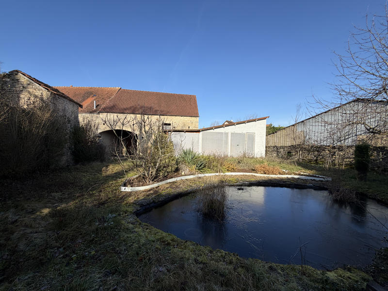 Maison - 230 m² - 5 pièces