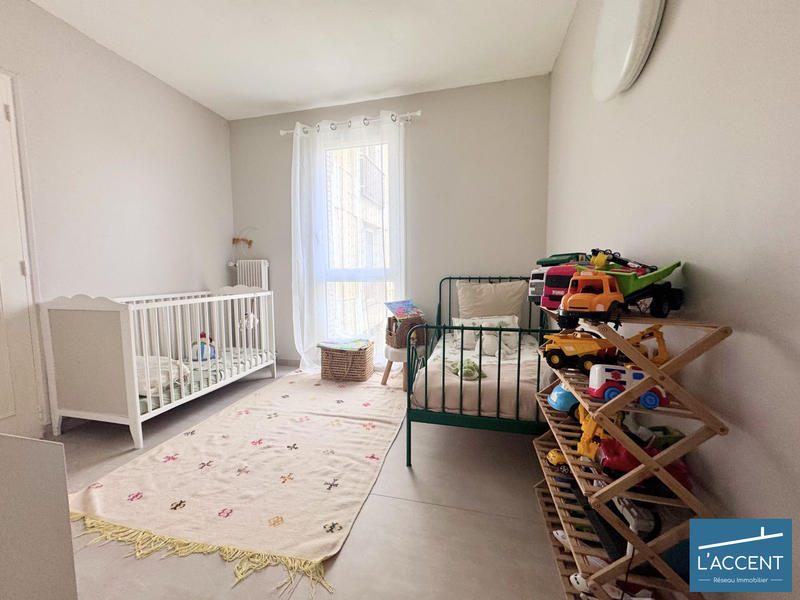 Appartement - 81 m² - 4 pièces