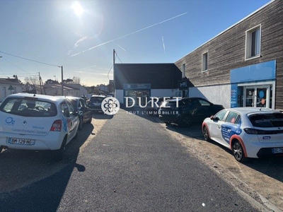 Local commercial - 90 m²