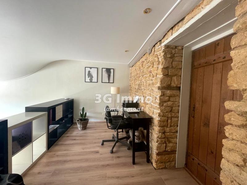 Maison de village - 280 m² - 7 pièces