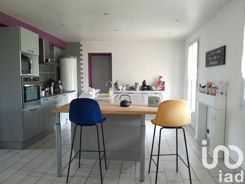 Maison - 140 m² - 8 pièces