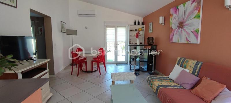 Demeure - 242 m² - 8 pièces