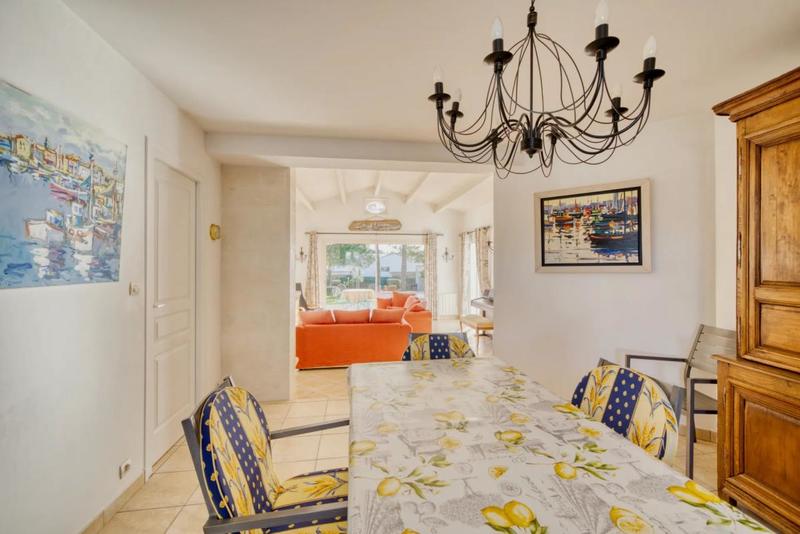 Maison - 111 m² - 6 pièces