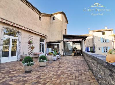 Immeuble - 523 m² - 16 pièces