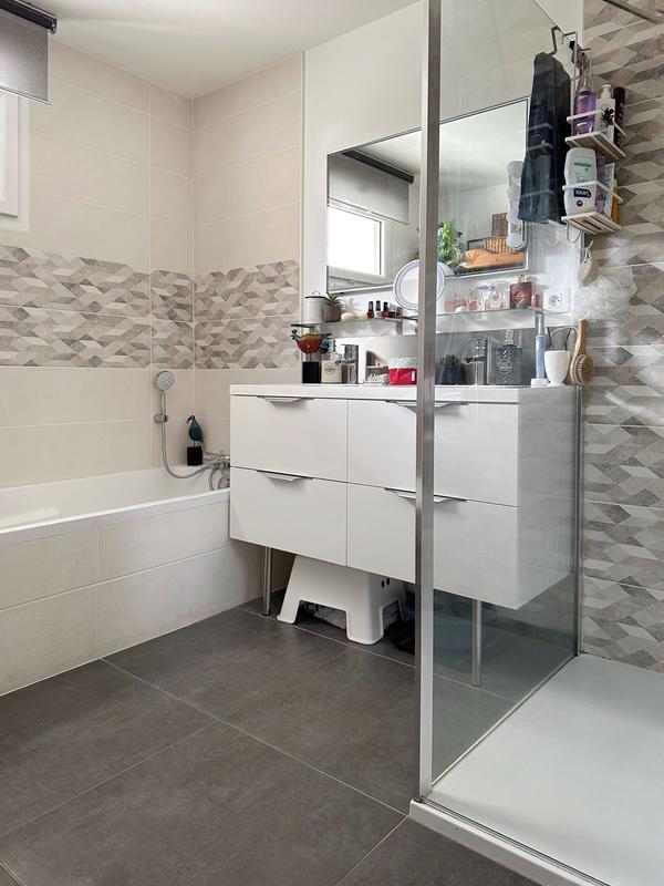 Maison - 102 m² - 5 pièces