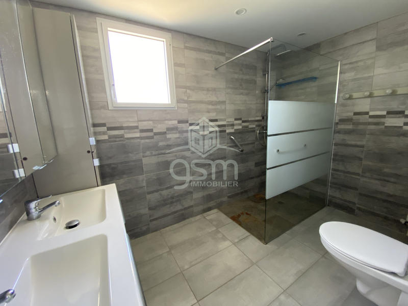 Maison traditionnelle - 99 m² - 4 pièces