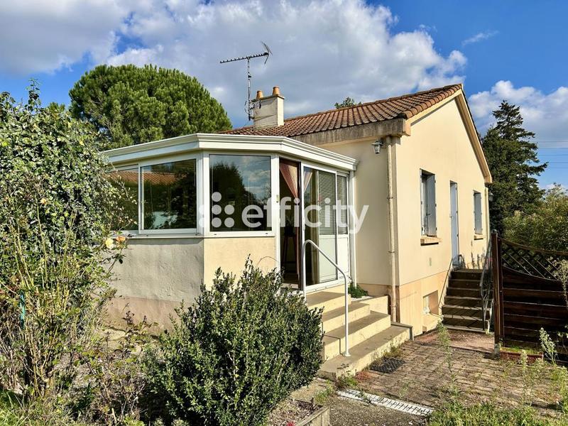 Maison - 88 m² - 4 pièces