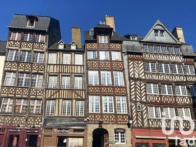 Studio - 10 m² - 1 pièce