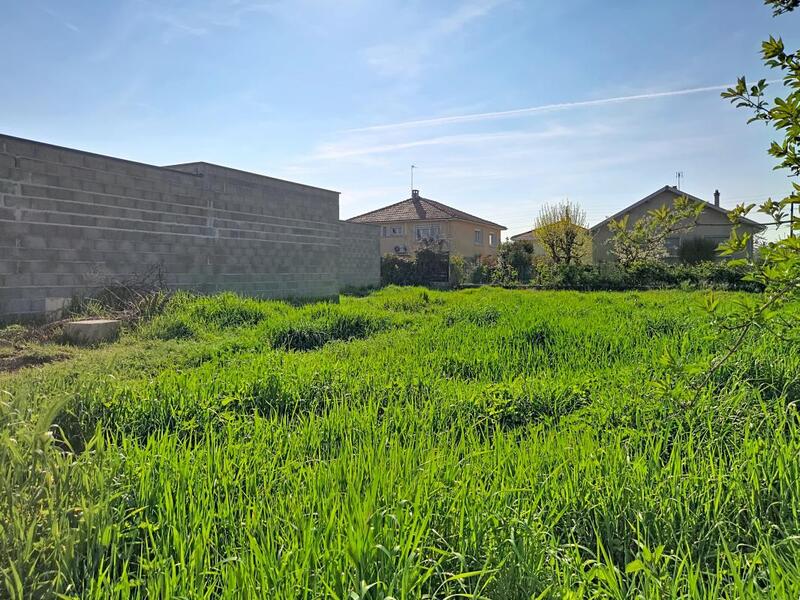 Terrain constructible - 452 m²