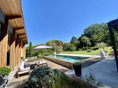 Villa - 160 m² - 7 pièces