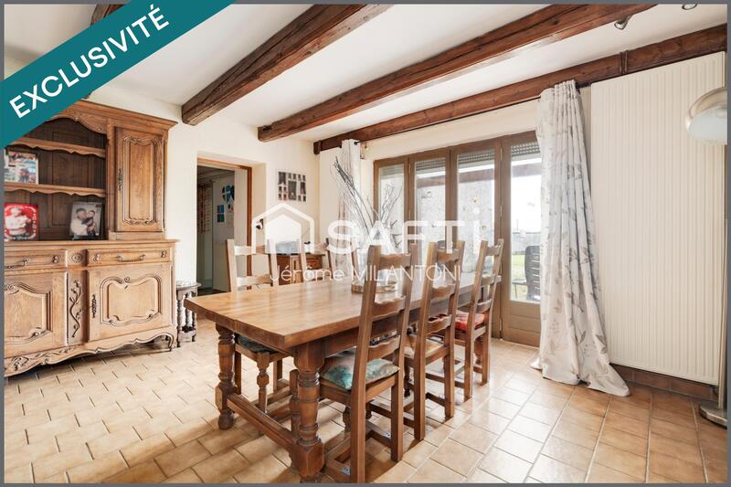 Maison - 230 m² - 6 pièces