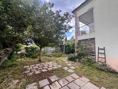 Villa - 200 m² - 10 pièces