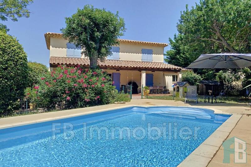 Maison - 145 m² - 5 pièces