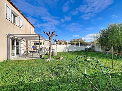 Maison - 87 m² - 4 pièces